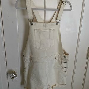 Old Navy Cream Colored Jean Shortalls. Size Large.